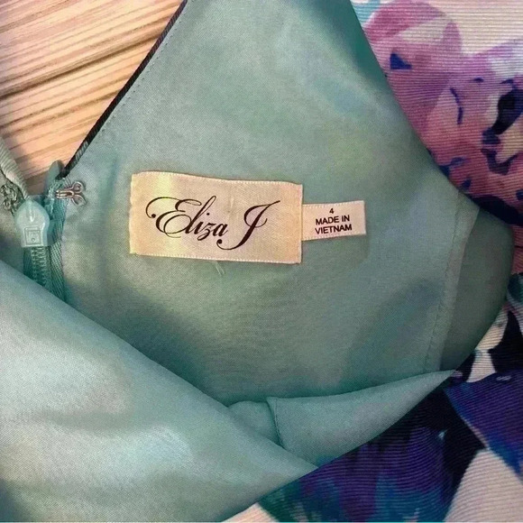 Eliza J Floral Faille Fit & Flare Dress - Picture 4 of 5